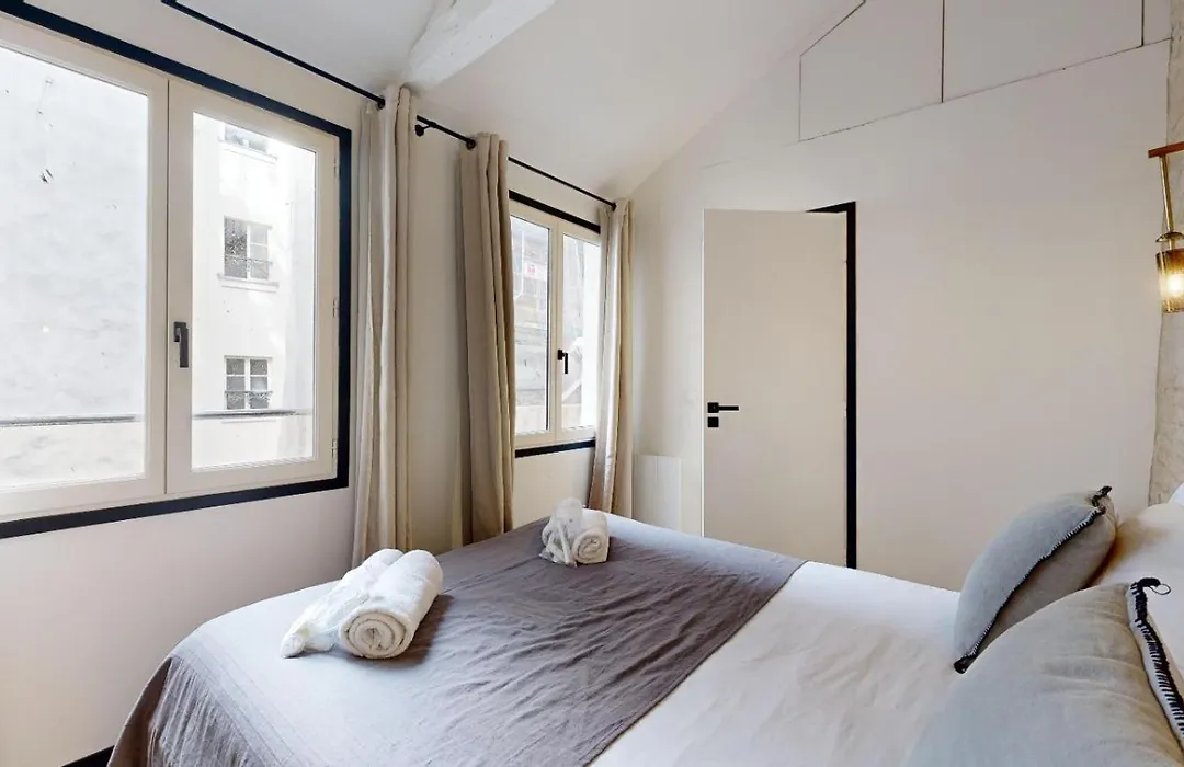 194 Suite Maison Parisienne-1